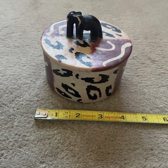 Stone Container with Elephant Lid - Picture 6 of 10